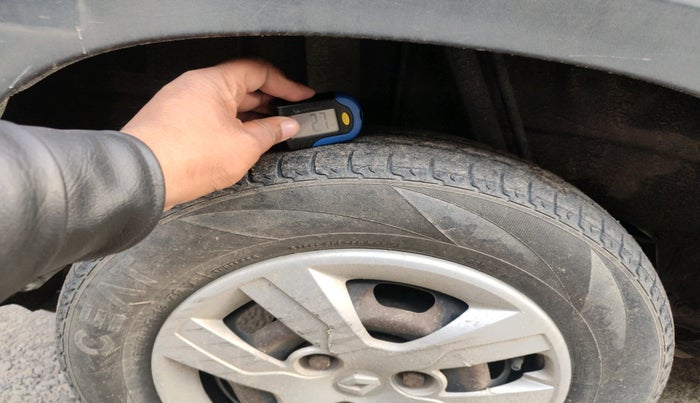 2017 Renault Kwid RXL, Petrol, Manual, 47,682 km, tyre