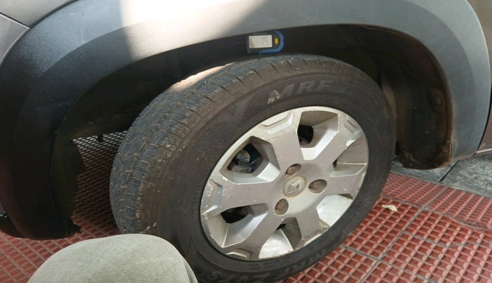 2017 Renault Kwid CLIMBER 1.0 AMT, Petrol, Automatic, 48,213 km, tyre