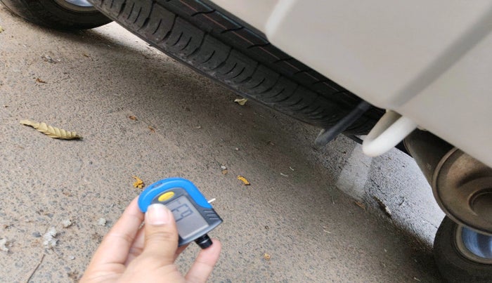 2022 Maruti XL6 ALPHA AT, Petrol, Automatic, 26,054 km, tyre