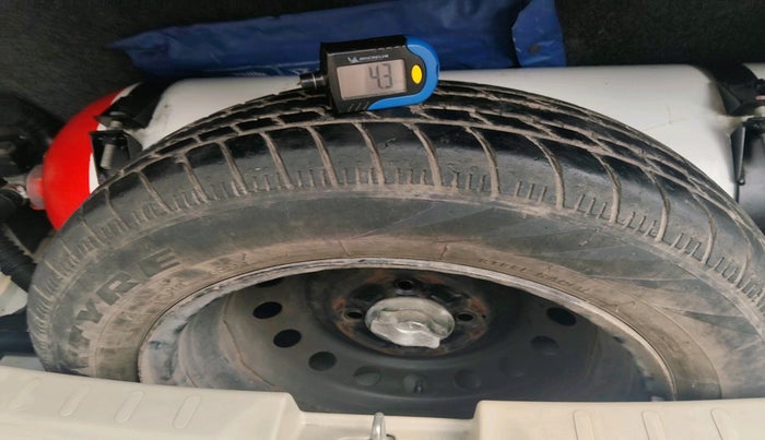 2021 Maruti Celerio VXI CNG, Petrol, Manual, 17,396 km, tyre