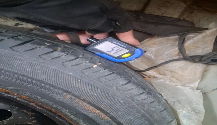 2014 Honda City 1.5L I-DTEC SV, Diesel, Manual, 1,18,794 km, tyre