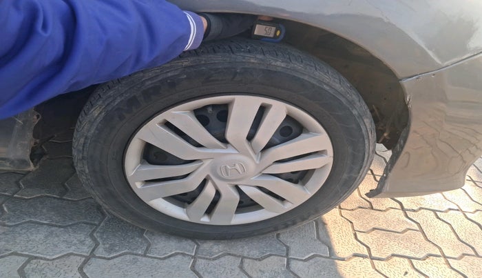 2014 Honda City 1.5L I-DTEC SV, Diesel, Manual, 1,18,794 km, tyre