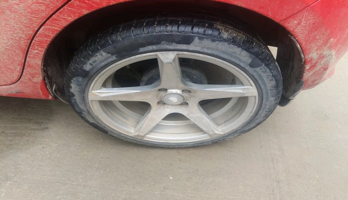 2020 Maruti Swift LXI, Petrol, Manual, 56,709 km, tyre