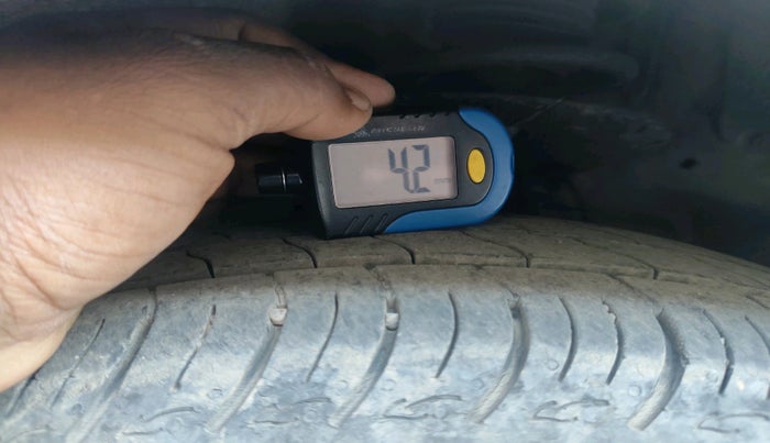 2015 Honda Jazz 1.2L I-VTEC V, Petrol, Manual, 63,136 km, tyre