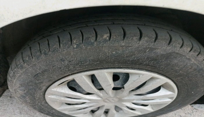 2021 Maruti Dzire VXI, Petrol, Manual, 74,865 km, tyre