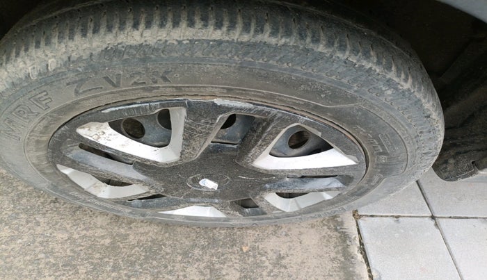 2019 Tata NEXON XM PETROL, Petrol, Manual, 71,055 km, tyre