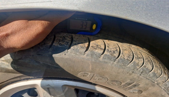 2013 Chevrolet Enjoy 1.3 LS 7 STR, Diesel, Manual, 1,63,532 km, tyre