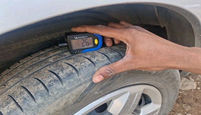 2013 Chevrolet Enjoy 1.3 LS 7 STR, Diesel, Manual, 1,63,532 km, tyre