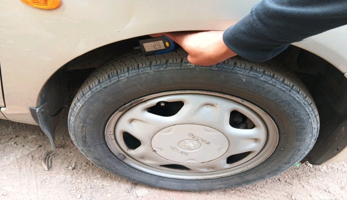 2011 Chevrolet Beat LT PETROL, Petrol, Manual, 81,059 km, tyre