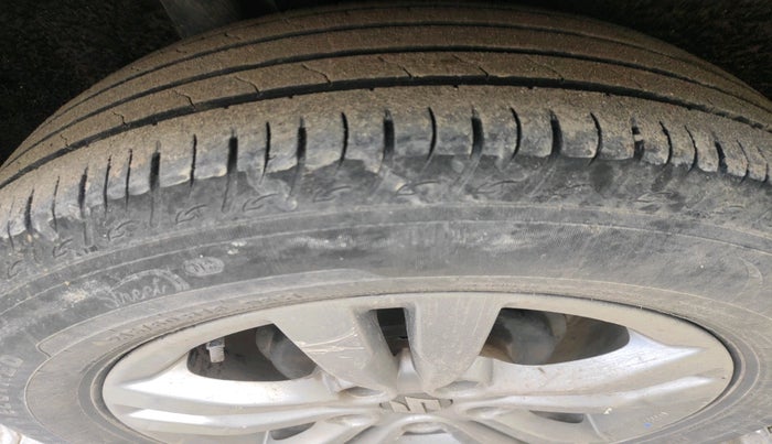 2016 Maruti Vitara Brezza ZDI, Diesel, Manual, 1,59,298 km, tyre