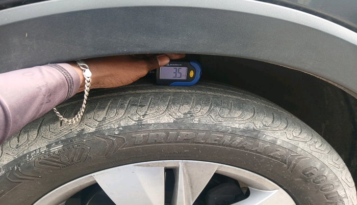 2022 Skoda KUSHAQ AMBITION 1.0L TSI AT, Petrol, Automatic, 24,909 km, tyre