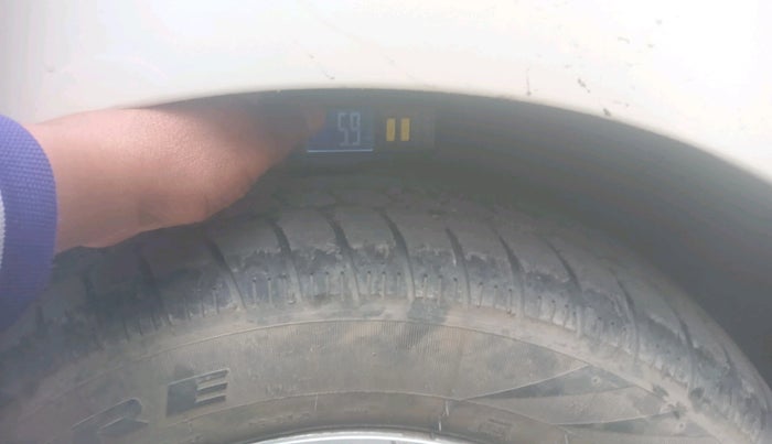 2015 Maruti Celerio VXI, Petrol, Manual, 44,216 km, tyre