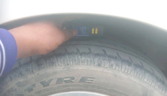 2015 Maruti Celerio VXI, Petrol, Manual, 44,216 km, tyre