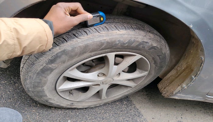 2017 Maruti Swift VXI, Petrol, Manual, 87,210 km, tyre