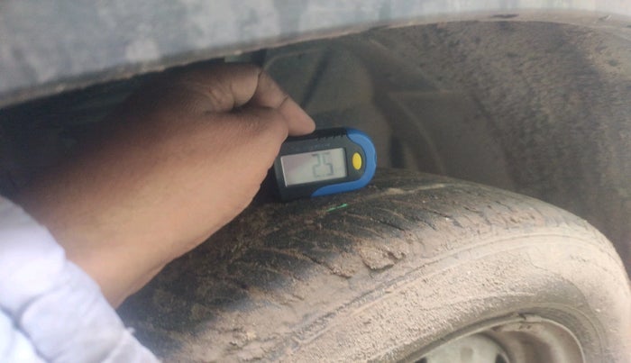 2023 Nissan MAGNITE XE, Petrol, Manual, 47,805 km, tyre