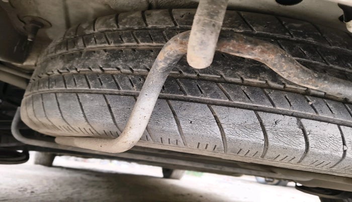 2018 Maruti Ertiga LXI, Petrol, Manual, 91,556 km, tyre