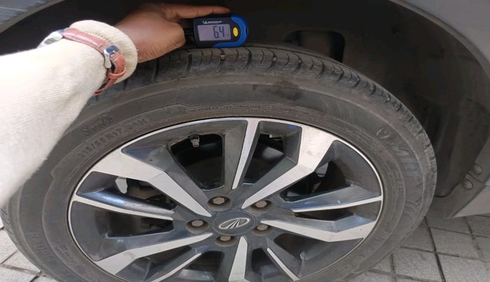 2021 Mahindra XUV300 W8 (O) 1.2 PETROL AMT, Petrol, Automatic, 32,638 km, tyre