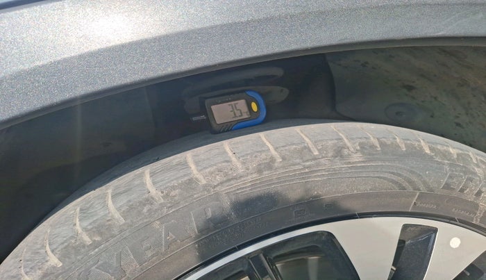 2023 MG HECTOR SHARP PRO 1.5 TURBO MT PETROL, Petrol, Manual, 58,800 km, tyre