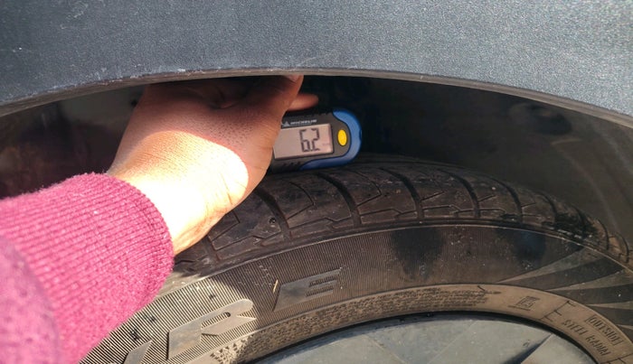 2025 KIA SYROS HTK 1.0 Turbo 6MT, Petrol, Manual, 2,507 km, tyre