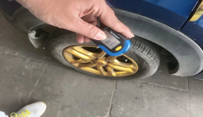 2022 Renault TRIBER RXZ, Petrol, Manual, 17,033 km, tyre