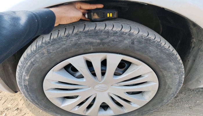 2011 Maruti SX4 VXI, Petrol, Manual, 91,421 km, tyre