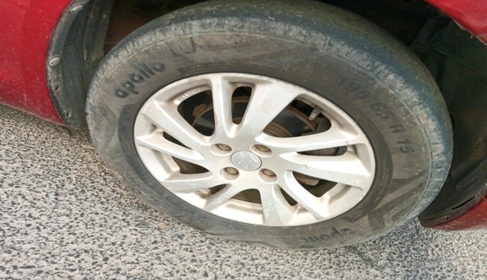 2013 Maruti Swift VDI, Diesel, Manual, 1,91,122 km, tyre