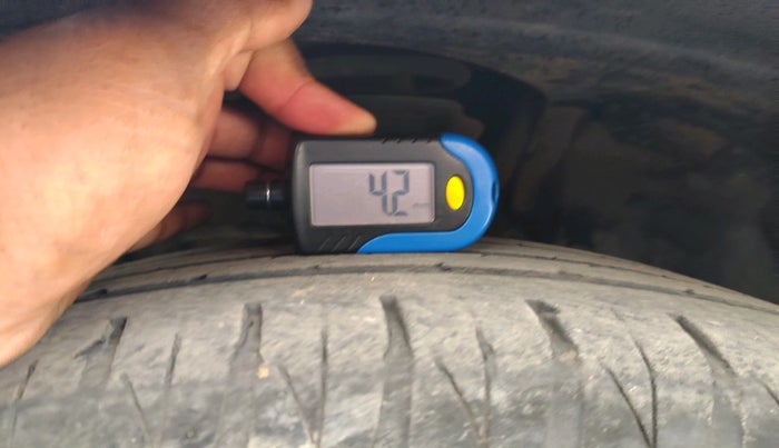 2018 Tata NEXON XZ PLUS DIESEL, Diesel, Manual, 1,49,755 km, tyre