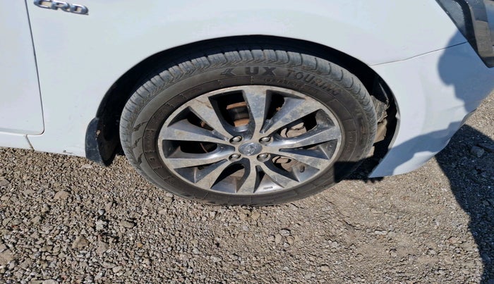 2017 Hyundai Verna 1.6 CRDI SX, Diesel, Manual, 78,709 km, tyre