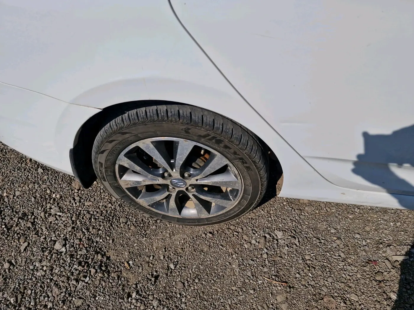 2017 Hyundai Verna 1.6 CRDI SX, Diesel, Manual, 78,709 km, tyre