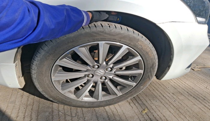 2023 Maruti Ciaz ALPHA  AT 1.5 SHVS PETROL, Petrol, Automatic, 1,14,388 km, tyre