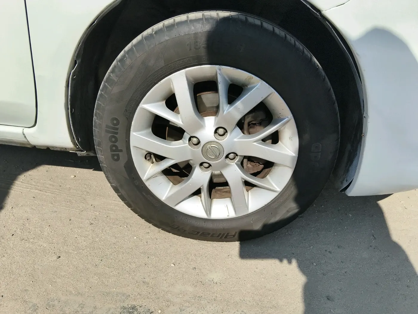 2016 Nissan Sunny XV DIESEL, Diesel, Manual, 99,523 km, tyre