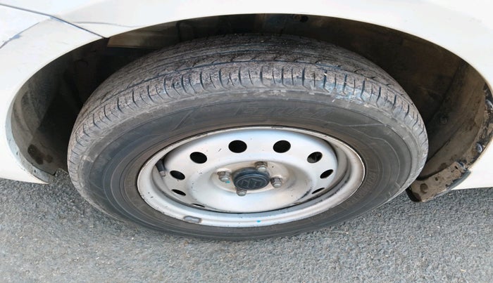 2021 Maruti Swift Dzire TOUR S-CNG, Petrol, Manual, 74,069 km, tyre