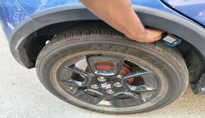 2017 Maruti IGNIS ALPHA 1.2 AMT, Petrol, Automatic, 1,11,581 km, tyre