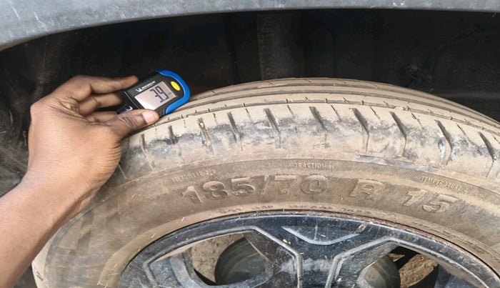 2022 Tata PUNCH ACCOMPLISHED MT, Petrol, Manual, 30,453 km, tyre