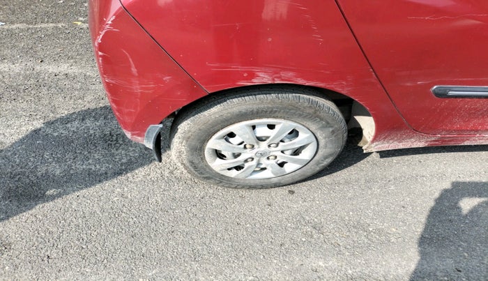 2017 Hyundai Eon ERA +, Petrol, Manual, 58,134 km, tyre