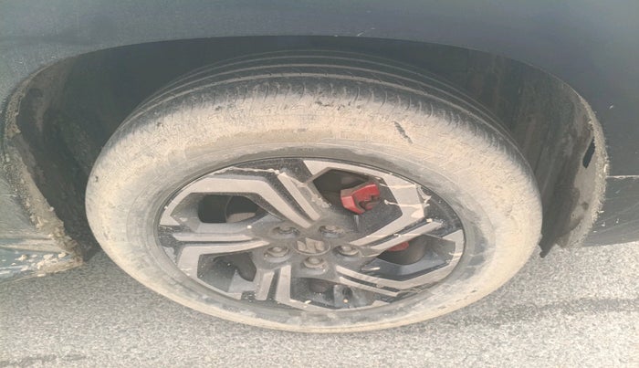 2022 Maruti BREZZA ZXI, Petrol, Manual, 42,467 km, tyre