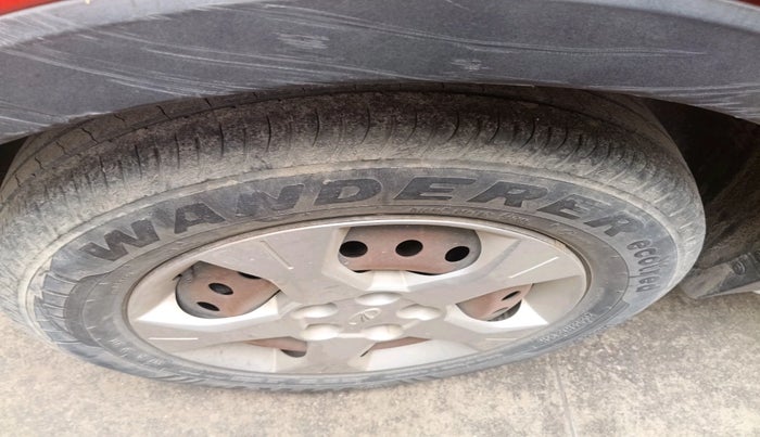 2019 Mahindra XUV300 W6 1.5 DIESEL, Diesel, Manual, 39,381 km, tyre