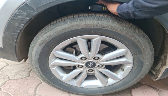 2016 Hyundai Creta SX 1.6 DIESEL, Diesel, Manual, 1,05,676 km, tyre