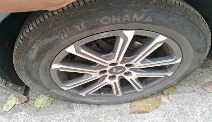 2021 Mahindra XUV700 AX 7 LUXURY P AT 7 STR, Petrol, Automatic, 45,308 km, tyre