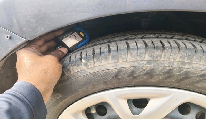 2019 Hyundai Grand i10 SPORTZ 1.2 KAPPA VTVT, Petrol, Manual, 37,734 km, tyre