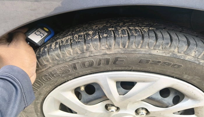 2019 Hyundai Grand i10 SPORTZ 1.2 KAPPA VTVT, Petrol, Manual, 37,734 km, tyre