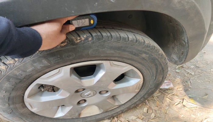 2018 Renault Kwid CLIMBER 1.0, Petrol, Manual, 62,630 km, tyre