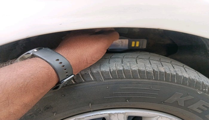 2011 Hyundai i20 MAGNA 1.2, Petrol, Manual, 89,752 km, tyre