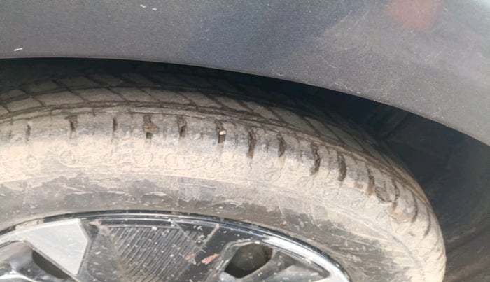 2025 Tata Tiago XT CNG, Petrol, Manual, 19,813 km, tyre