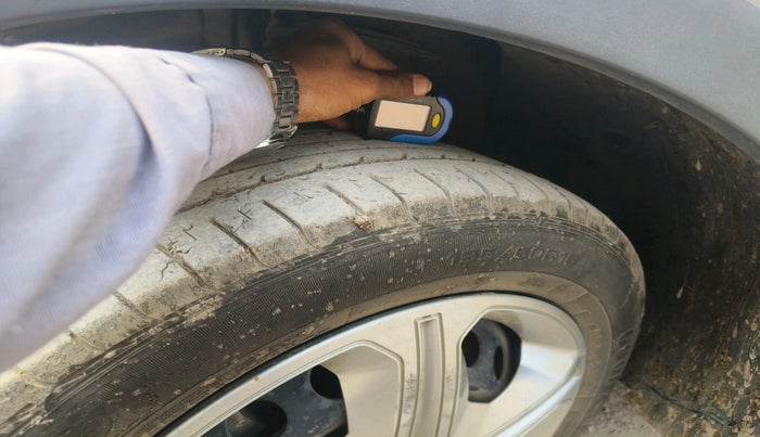 2021 Tata NEXON XM SUNROOF PETROL, Petrol, Manual, 61,371 km, tyre