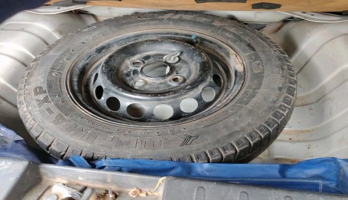 2018 Maruti Alto 800 LXI, Petrol, Manual, 1,34,985 km, tyre