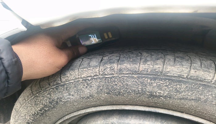 2012 Ford Figo TITANIUM 1.2 PETROL, Petrol, Manual, 78,447 km, tyre