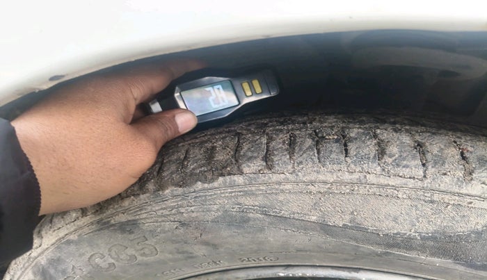 2012 Ford Figo TITANIUM 1.2 PETROL, Petrol, Manual, 78,447 km, tyre