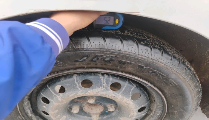 2014 Maruti Celerio VXI, Petrol, Manual, 88,837 km, tyre