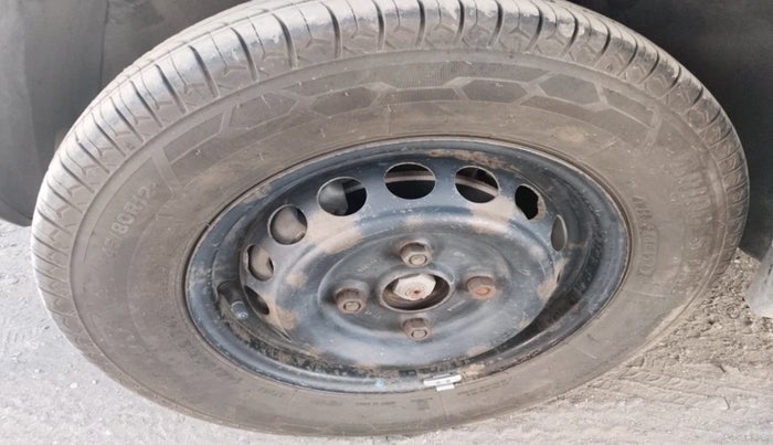 2014 Maruti Alto 800 LXI, Petrol, Manual, 64,891 km, tyre